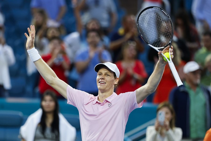 Иржи Лехечка Яник Синер1