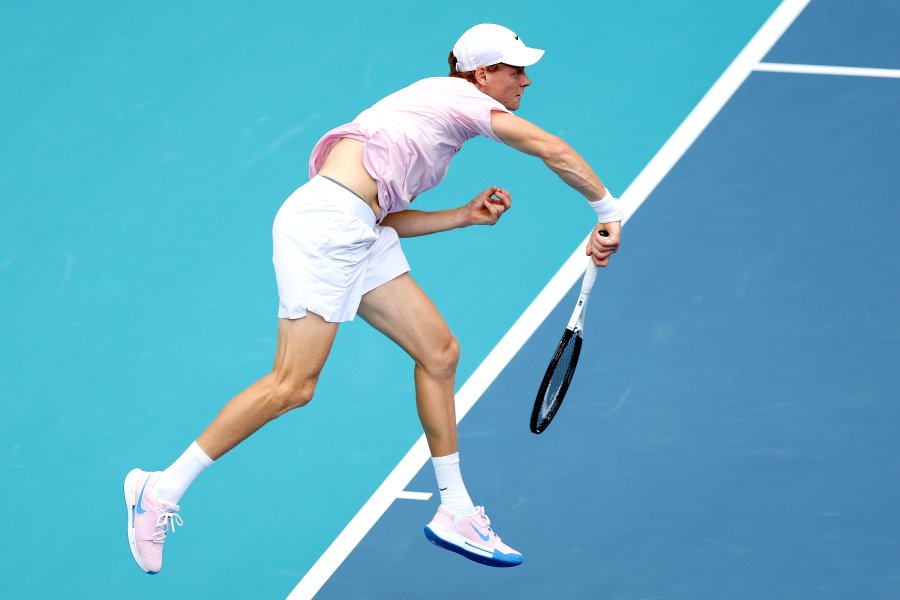 Иржи Лехечка Яник Синер1