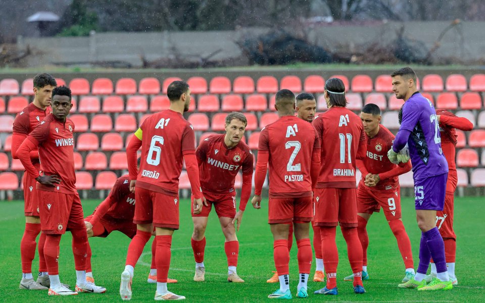 ЦСКА стартира подготовка за Берое без националите си