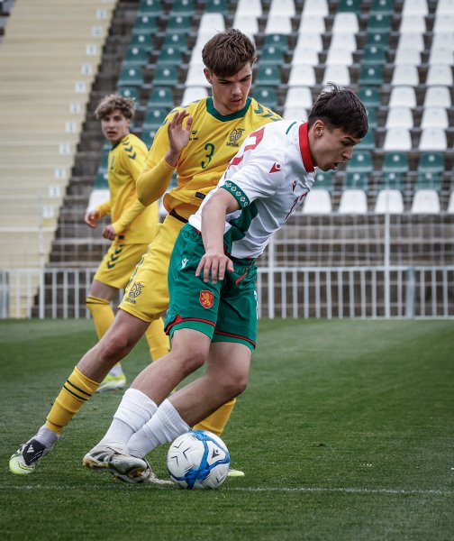 България U17 Литва U171