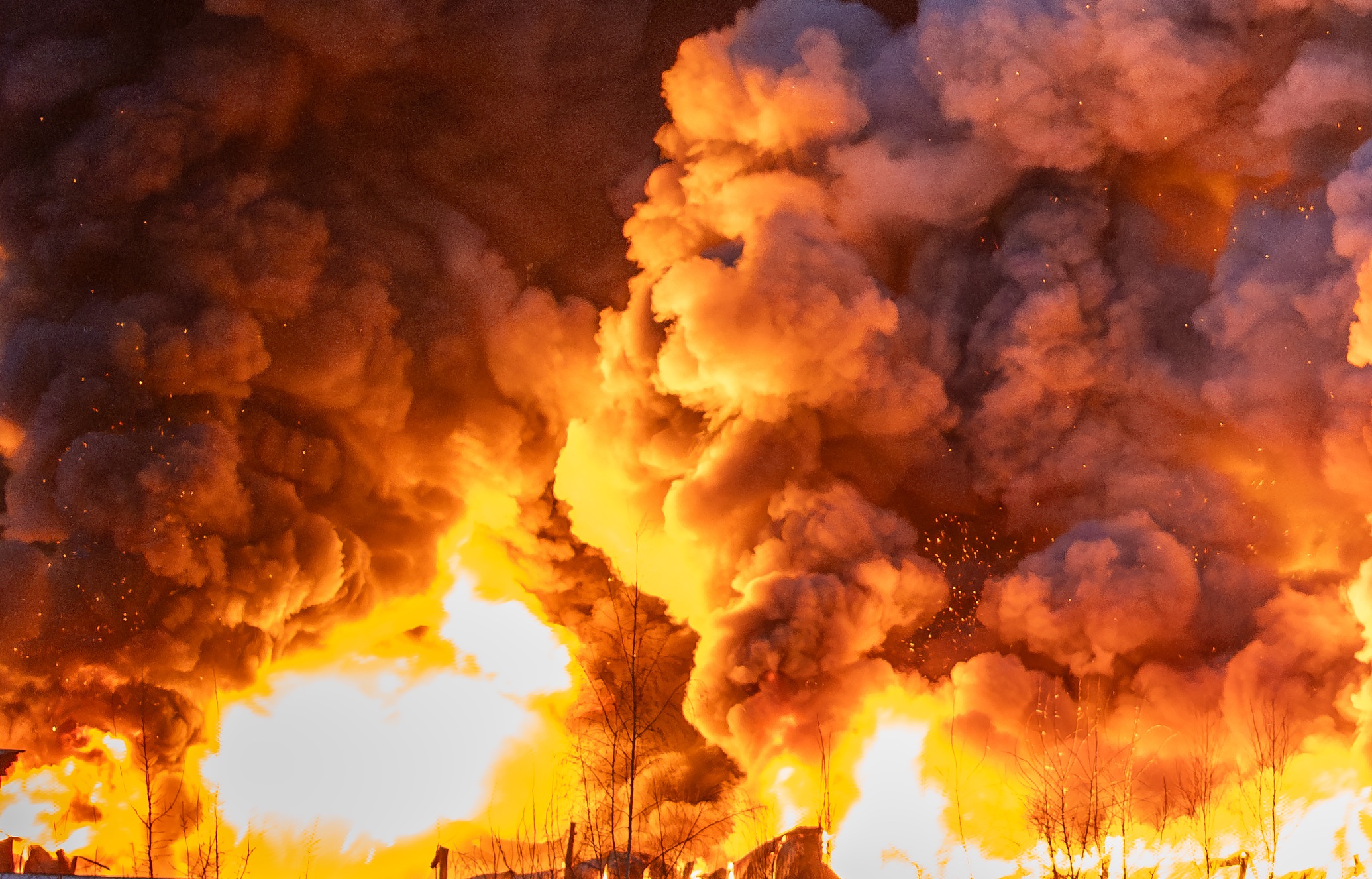 Експлозия в Русия, загинали и над 70 ранени, украински дронове в района