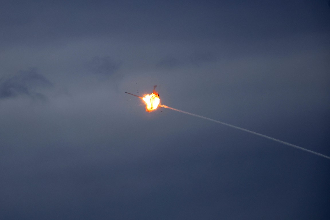 Иран извърши най-голямата си атака срещу Израел