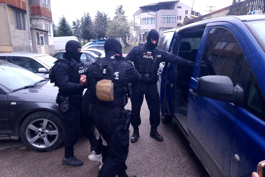 Нови акции срещу купуването на гласове, има задържани