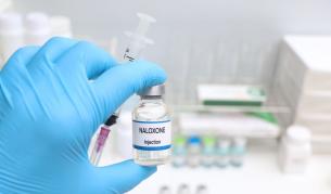 <p>МЗ вкарва в действие антидот срещу смъртоносния фентанил</p>