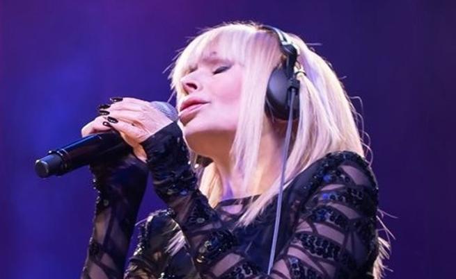 „Счупено сърце“: Лили Иванова изненада почитателите си с ново видео