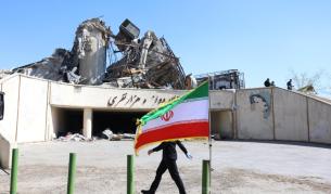 Израел нанесе мащабни удари по Техеран и Бейрут