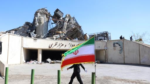 Израел нанесе мащабни удари по Техеран и Бейрут