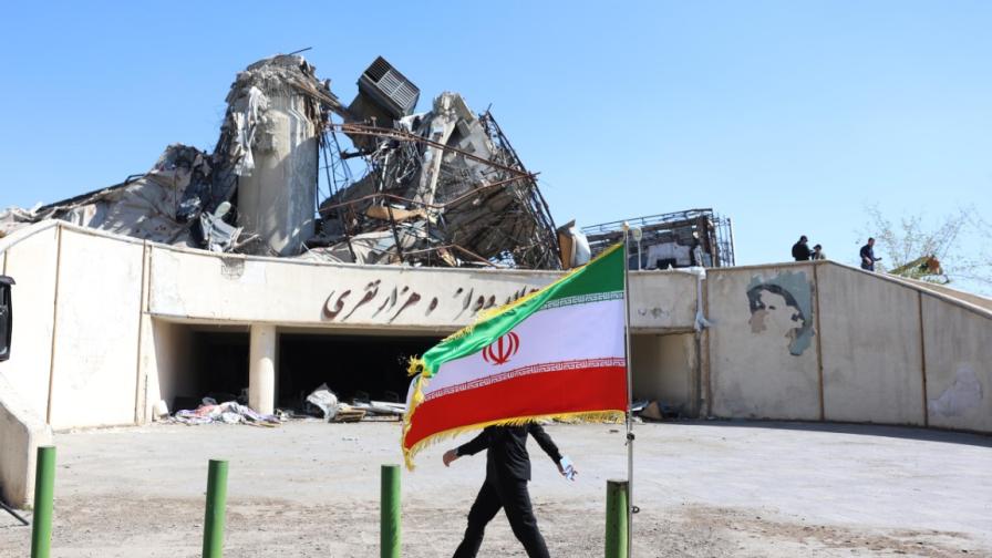 Израел нанесе мащабни удари по Техеран и Бейрут