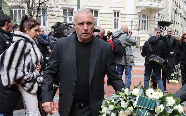 Стоичков: С Боби намерихме сили да си стиснем ръцете в един от най-трудните моменти