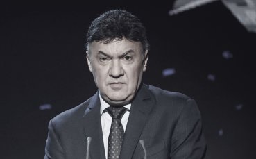 България се сбогува с Боби Михайлов