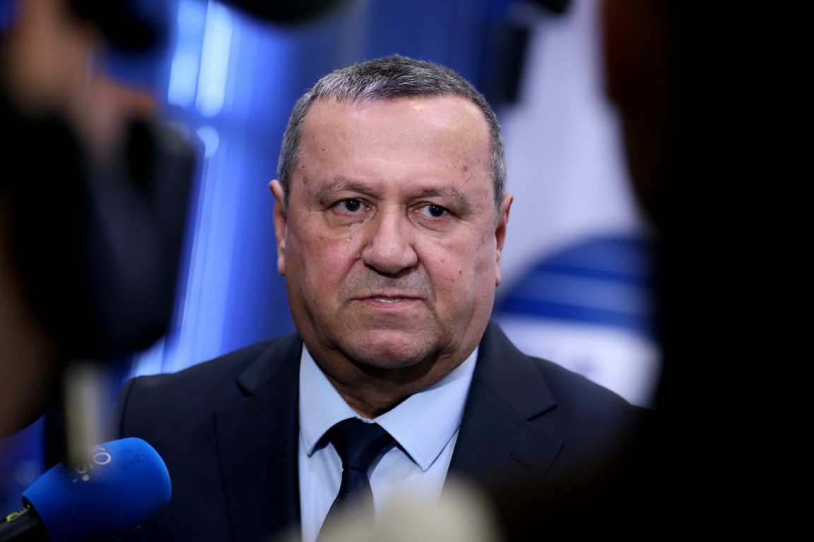 Приемно семейство е готово да вземе двете деца от Ямбол