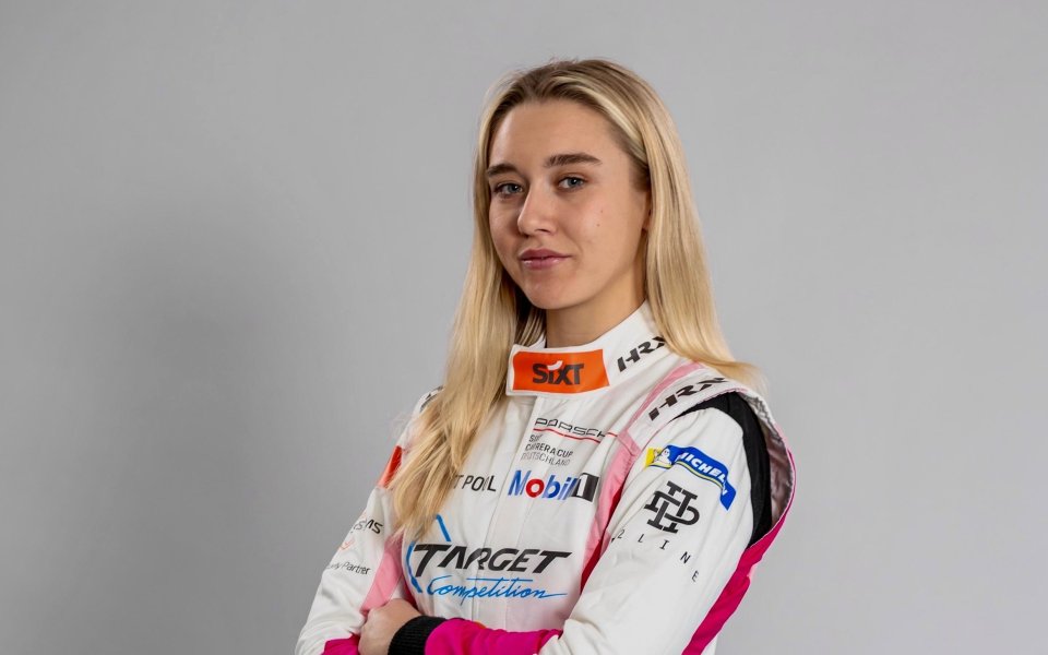 Александра Вътева с успешни тестове на пистата „Спа“