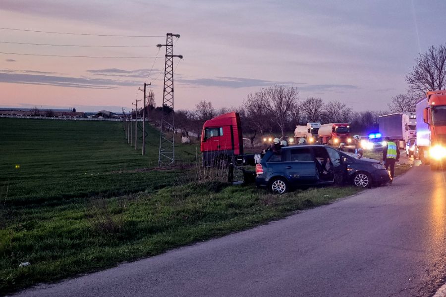 <p>Тежка катастрофа край Добрич.</p>