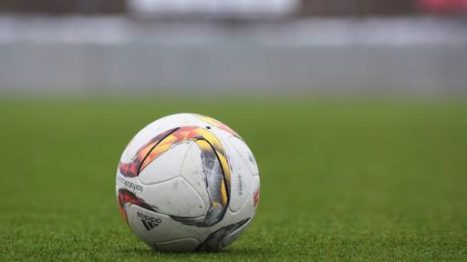 Футболният сезон навлиза в своята решитална фаза