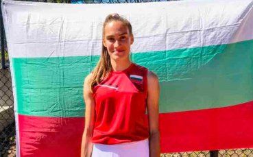 Нашите момичета продължават безгрешни на Били Джийн Кинг къп