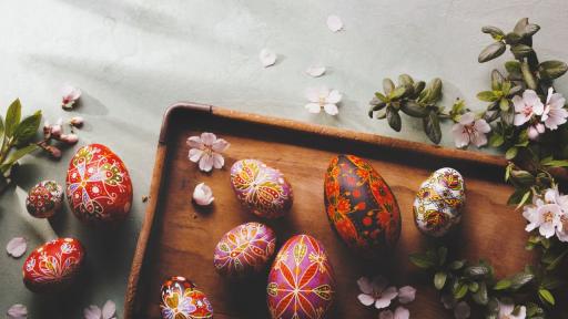 Неизвестната история и символика на великденските яйца