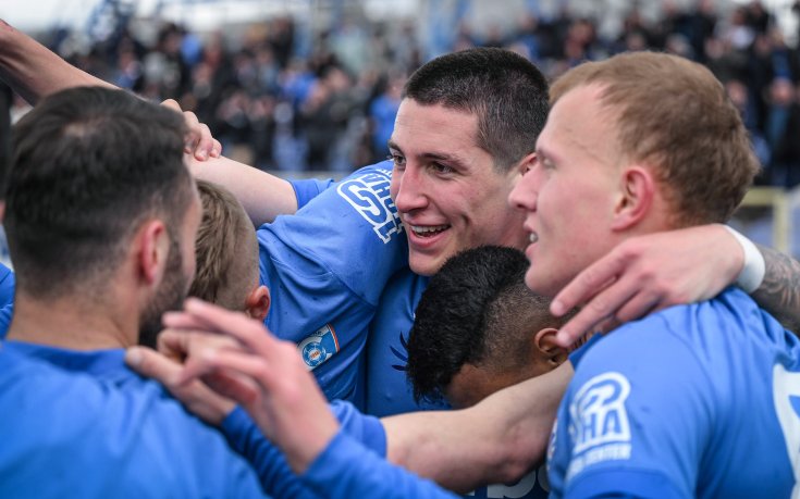 Много важен успех на Спартак Варна над Добруджа, внукът на треньора с победен гол