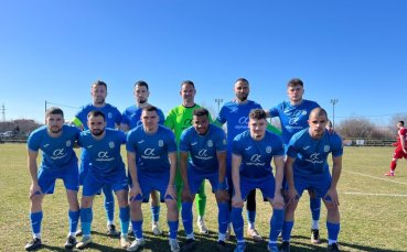 Екшън по родните терени: обърнаха колата на съдия (снимка)