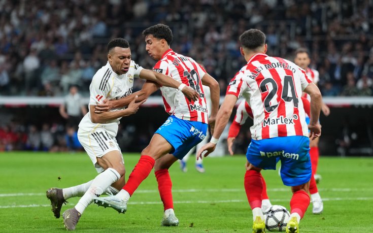 Реал Мадрид се издъни у дома с Жирона, Барселона посяга смело към титлата