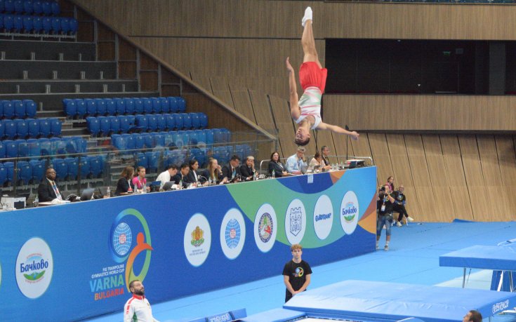 България с три финала на Европейското по скокове на батут в Португалия