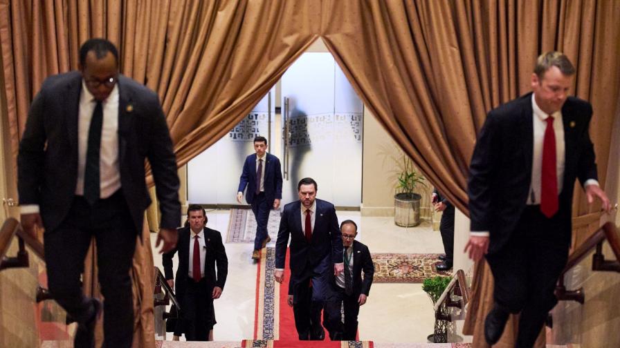 Ирански медии: САЩ отправят "прекомерни изисквания" по отношение на Ормузкия проток