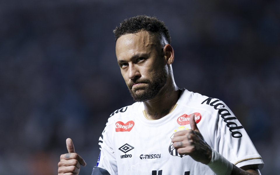 Неймар вкара при равенство на Сантос