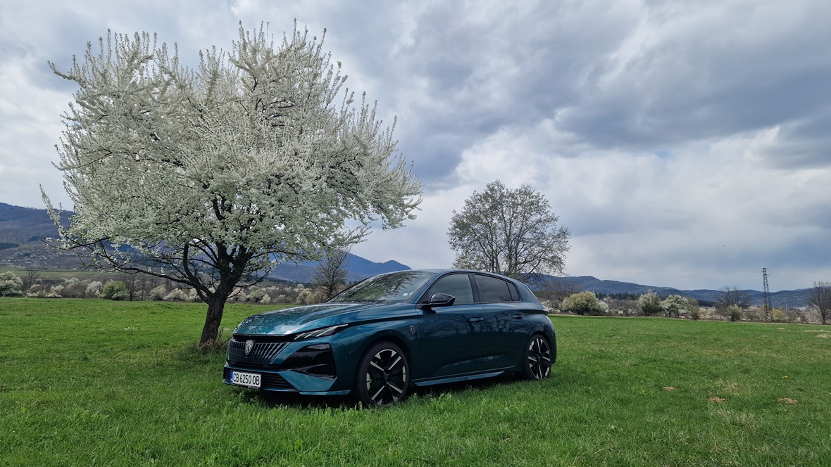 Peugeot 308 обезличава голяма част от конкурентите си (тест драйв)
