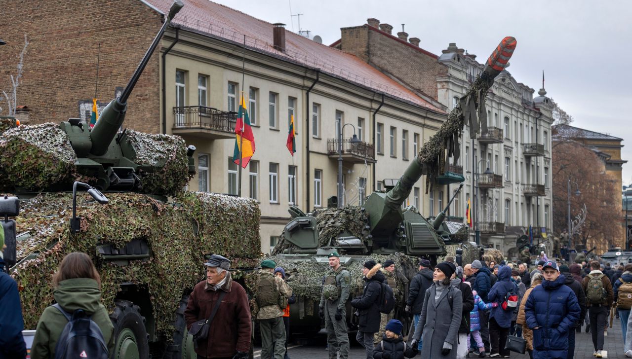 Войната с Иран удари доставките за Европа: САЩ бавят боеприпасите за Литва