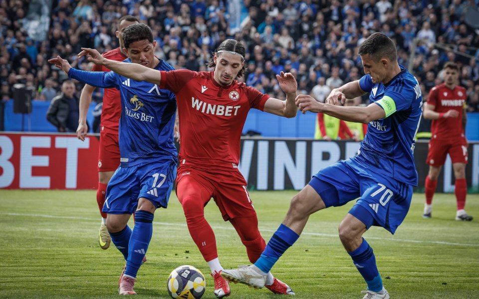 Жребият отреди: Плейофите започват с дерби ЦСКА - Левски