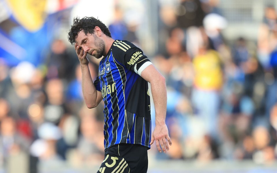 Дженоа запрати все по-сигурно Пиза към Серия Б, Росен Божинов гледа от пейката