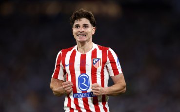 Арсенал мъти главата на Хулиан Алварес, той иска само в Барселона