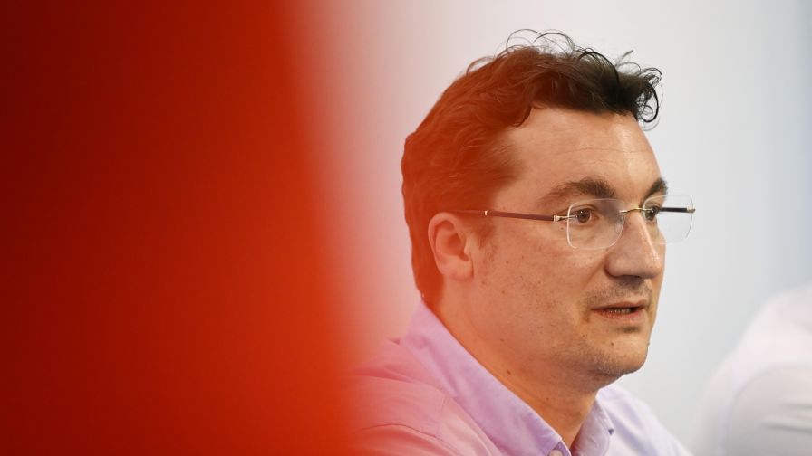 Крум Зарков подава оставка, ако не получи вот на доверие