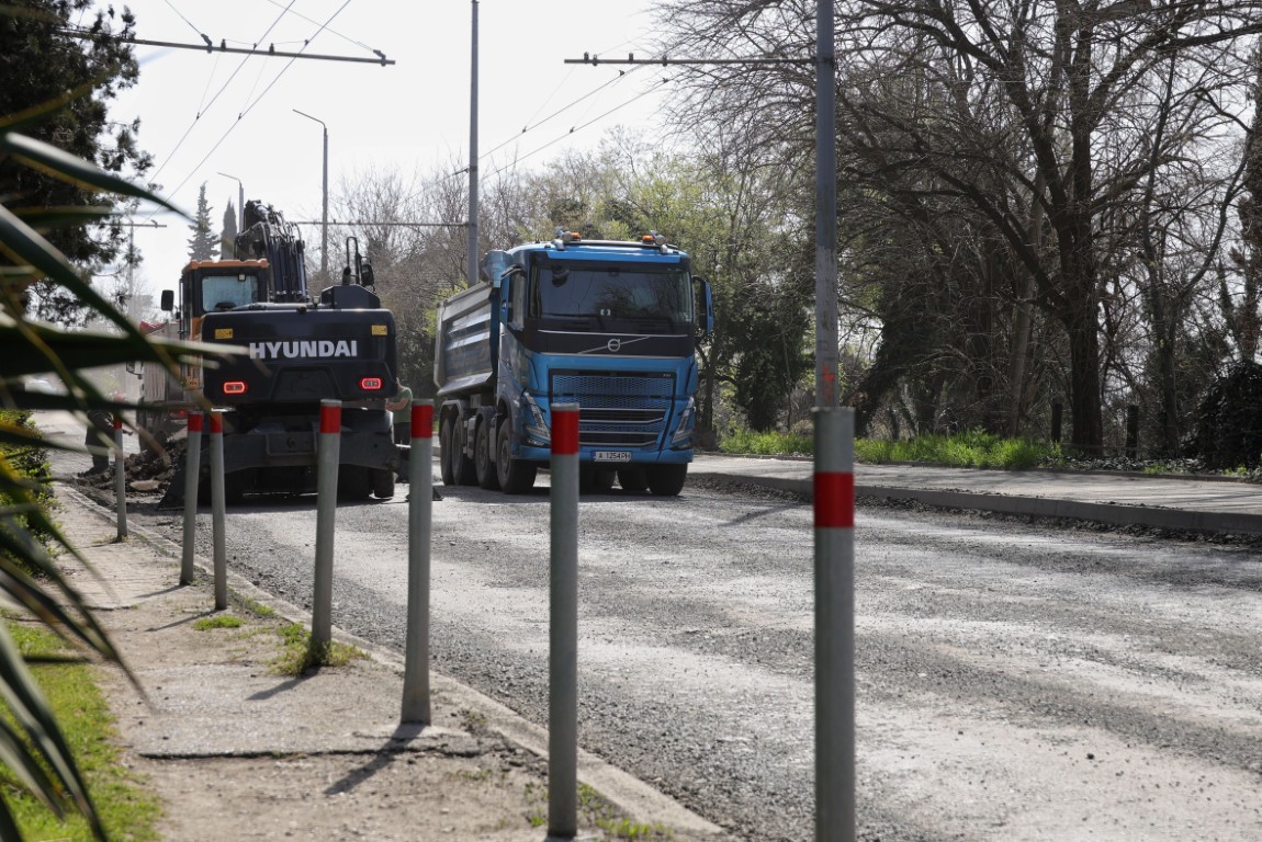 Ремонтират 140 км пътища за Джиро д’Италия в Бургаско