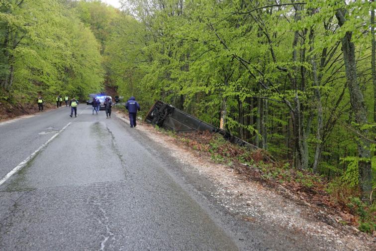 катастрофа автобус малко търново