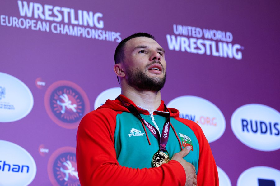 Кирил Милов е европейски шампион в борбата за втора поредна1