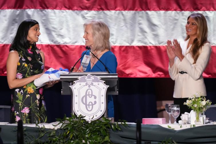 Мелания Уша