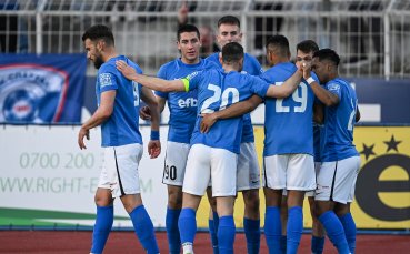 Спартак Варна излиза срещу Ботев Враца със специални фланелки в памет на Васко Боев