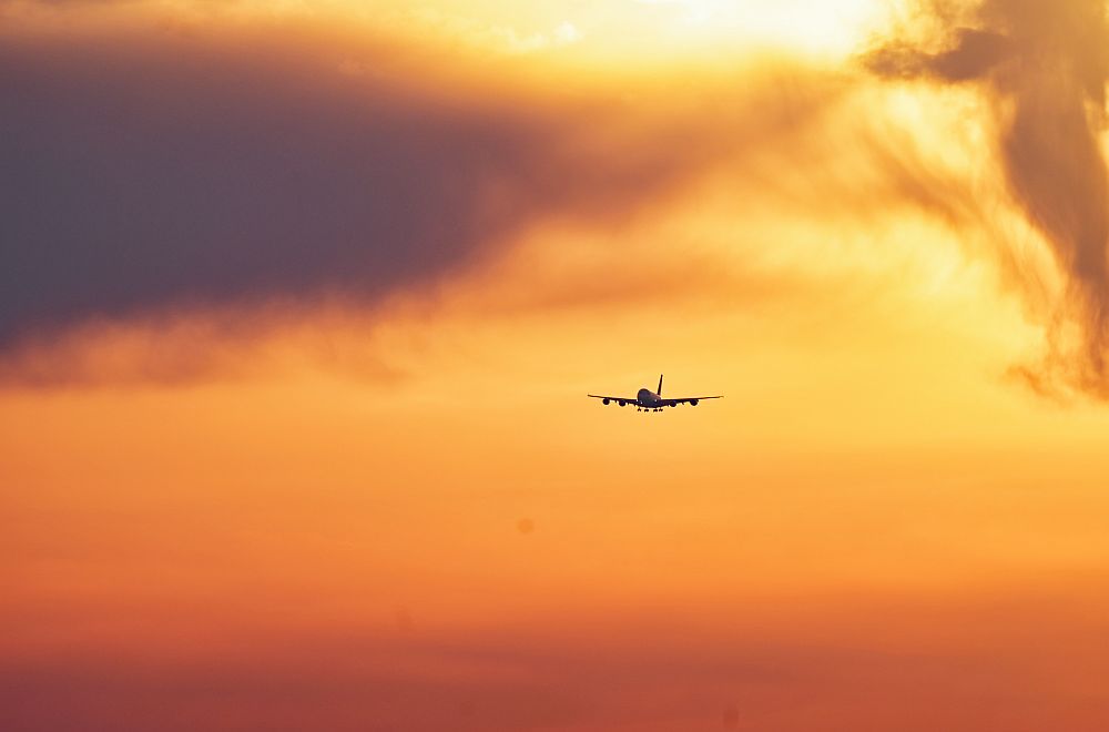 Възобновиха международните полети от Техеран