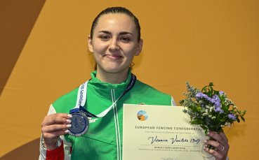 Златен медал за България: Василева покори върха на сабя