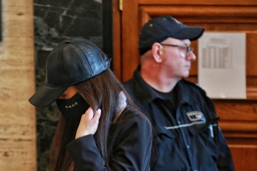 Съдът отложи делото срещу бившата полицайка Симона Радева