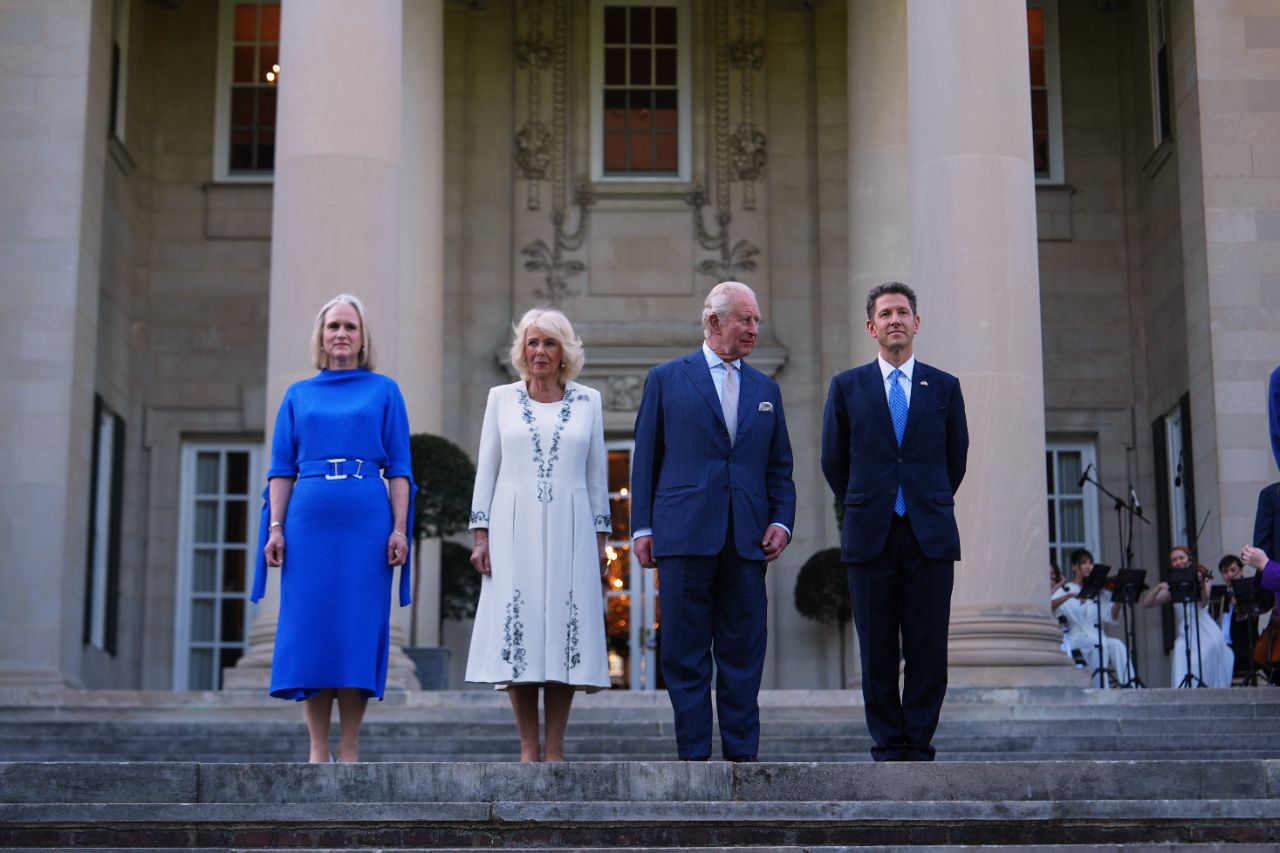 <p>Крал Чарлз и кралица Камила на държавно посещение в САЩ.</p>