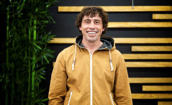 Риалити звездата Теодор-Чикагото отпадна от Hell’s Kitchen