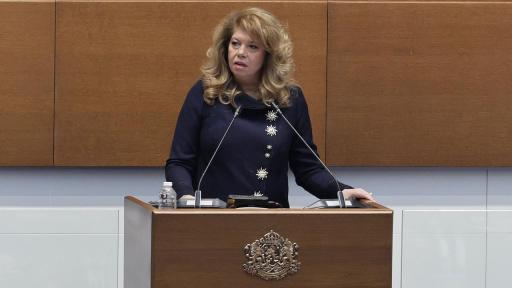 Президентът на Република България Илияна Йотова в парламента в първия работен ден на 52-рото Народно събрание