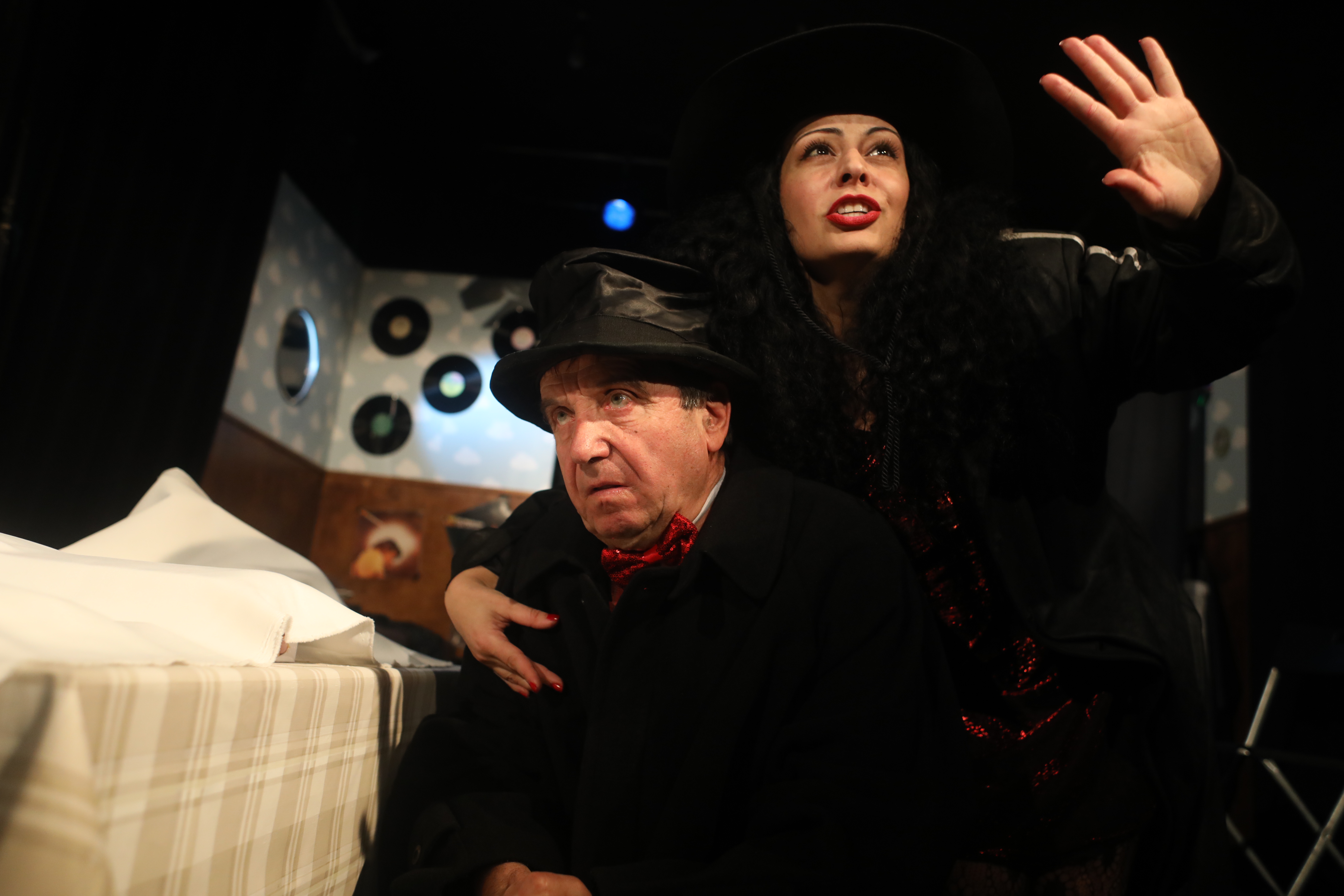 „Режисьорът като интерпретатор, лидер и психолог: Николай Ламбрев-Михайловски за театъра днес и „Спасяването на Джейси“