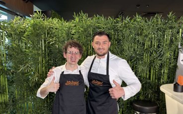 Ники Станоев от Hell’s Kitchen: Най-хубавият звук е този на кюфтето на тигана! (ВИДЕО)