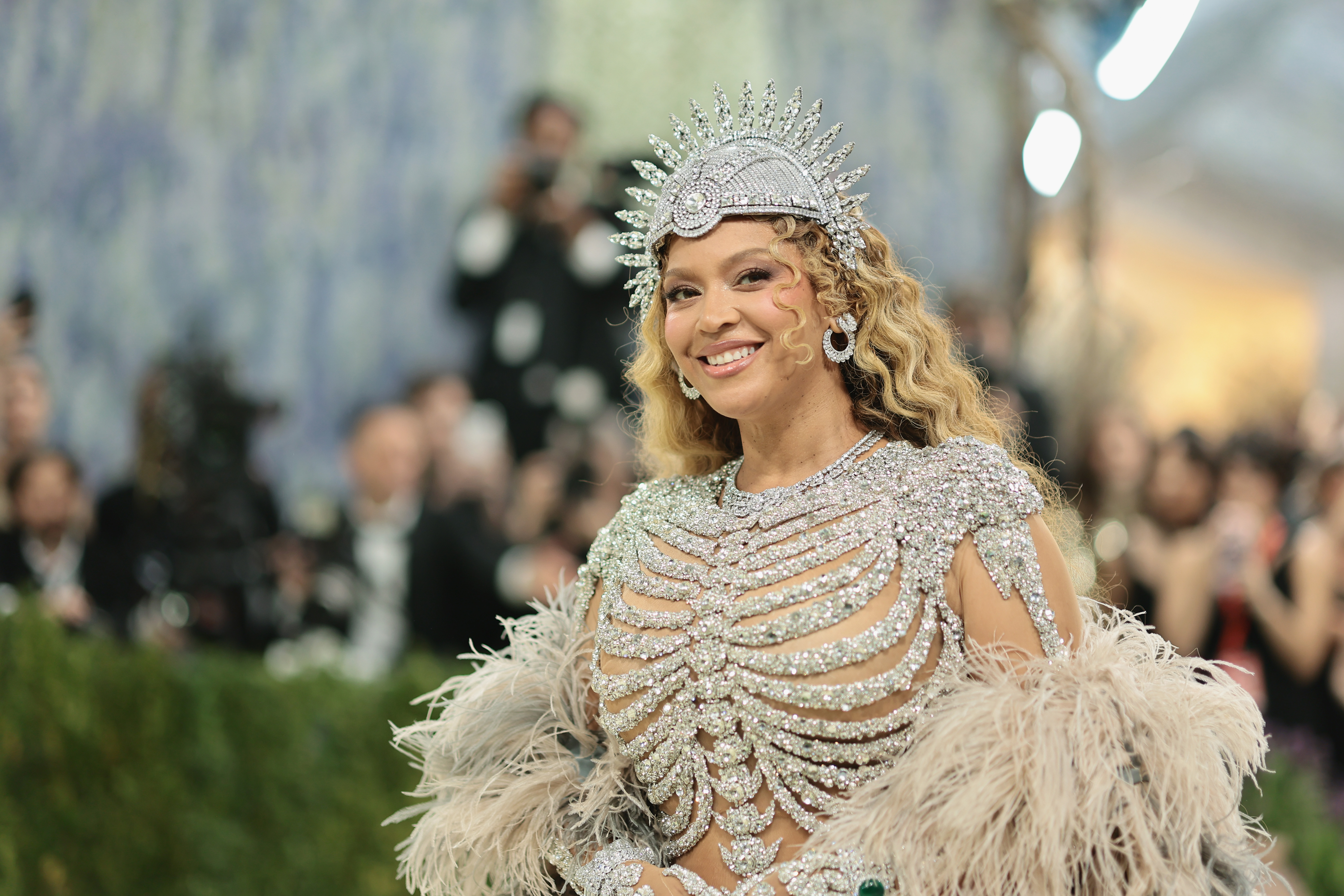 Бионсе превзе Met Gala със звездното си семейство.