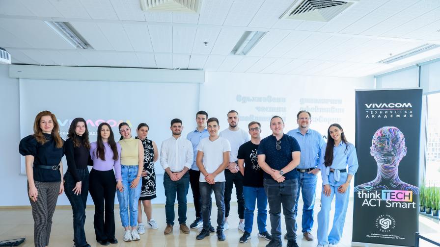 Студентски проект за умно пристанище в Бургас спечели Хакатона на Vivacom Техническа академия