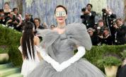 Най-зле облечените звезди на червения килим на Met Gala 2026