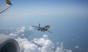 Руски изтребители прехванаха британски самолет над Черно море