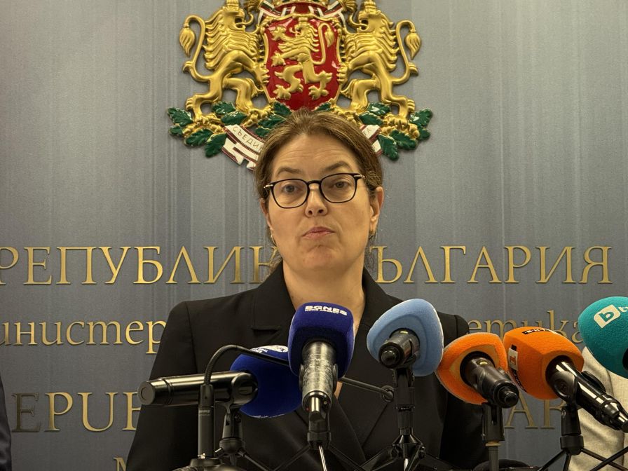 Петрова: Търсим устойчиво бъдеще на „Лукойл“